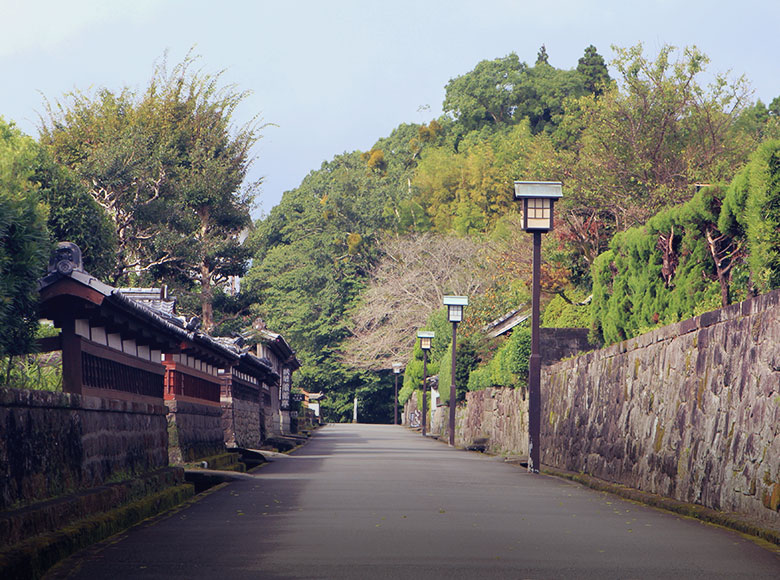 茜さす　飫肥